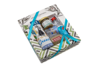 Κουτί 1 Μπαχαρικό & Μικρή Πετσέτα & Ούζο 50ml & Πατέ Ελιάς 40gr & Σφηνάκι