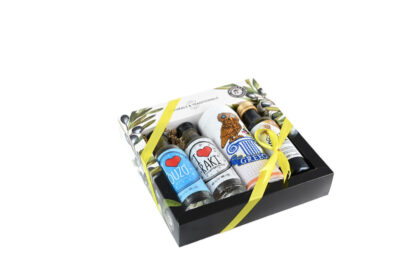 53.0116-2-1.jpg Κουτί Ελαιόλαδο 100ml & Μικρή Πετσέτα & Ούζο 100ml & Ρακί 100ml